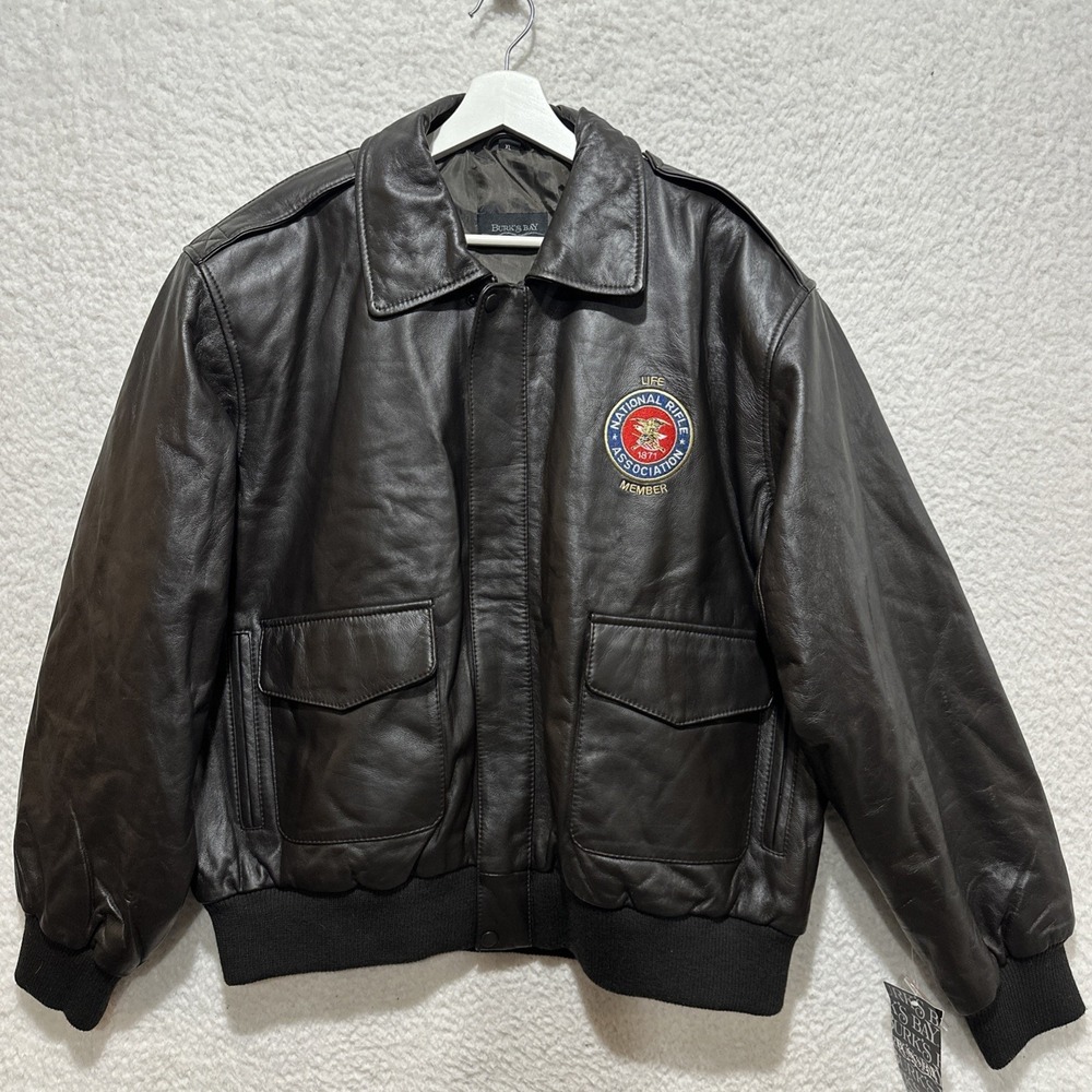 Burks Bay Men's Leather Bomber Jacket Size XL NRA Life Member Patch Rifle NWT
